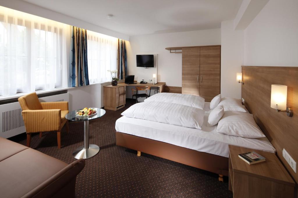 פרוידנשטאדט Hotel Warteck חדר תמונה